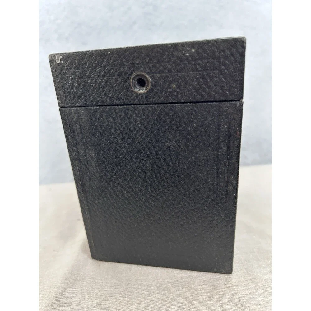 Vintage KODAK BROWNIE No. 3 Box Camera (not tested but shutter moves)